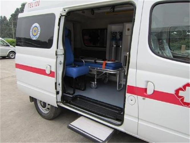 沙依巴克救护车出租服务案例7